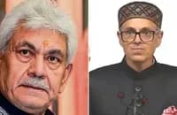 CM Omar Abdullah and LG Manoj Sinha (file photo)